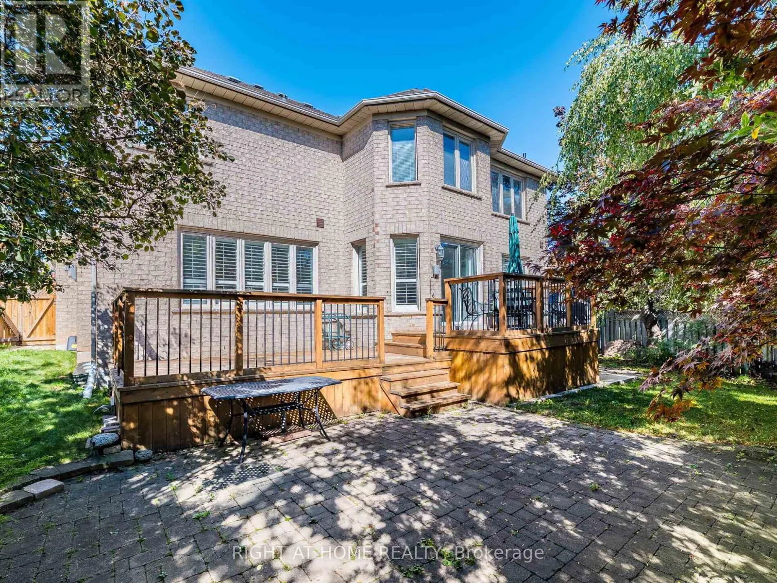 2204 CARPENTERS CIRCLE