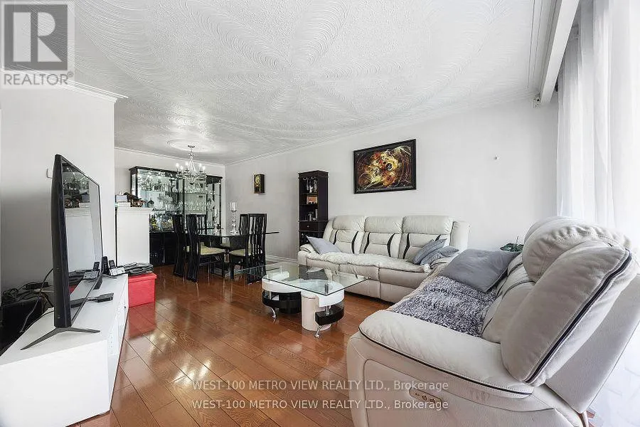3948 MIDHURST LANE