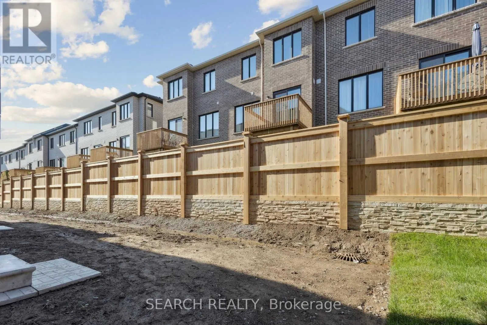 1232 ANTHONIA TRAIL
