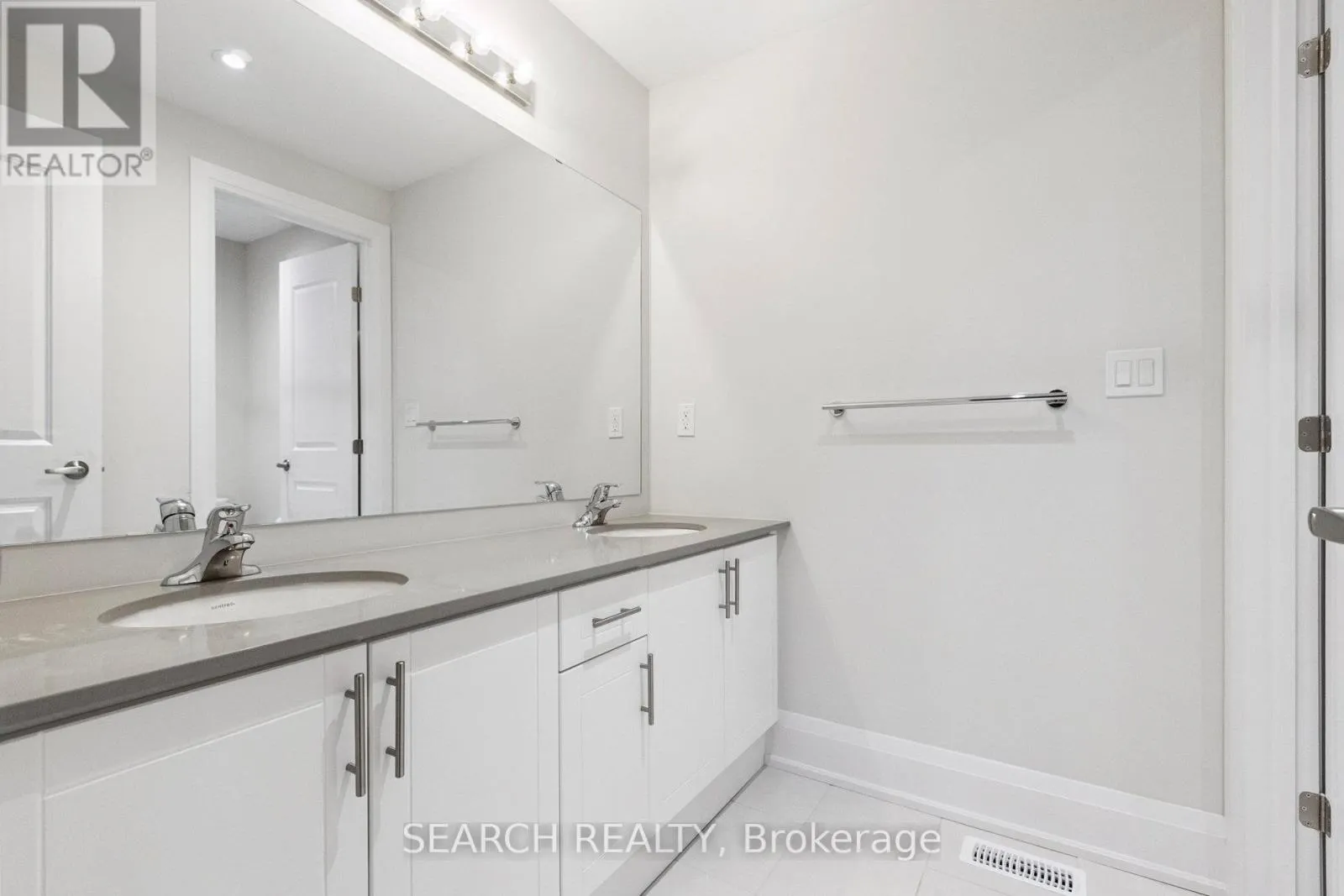 1232 ANTHONIA TRAIL