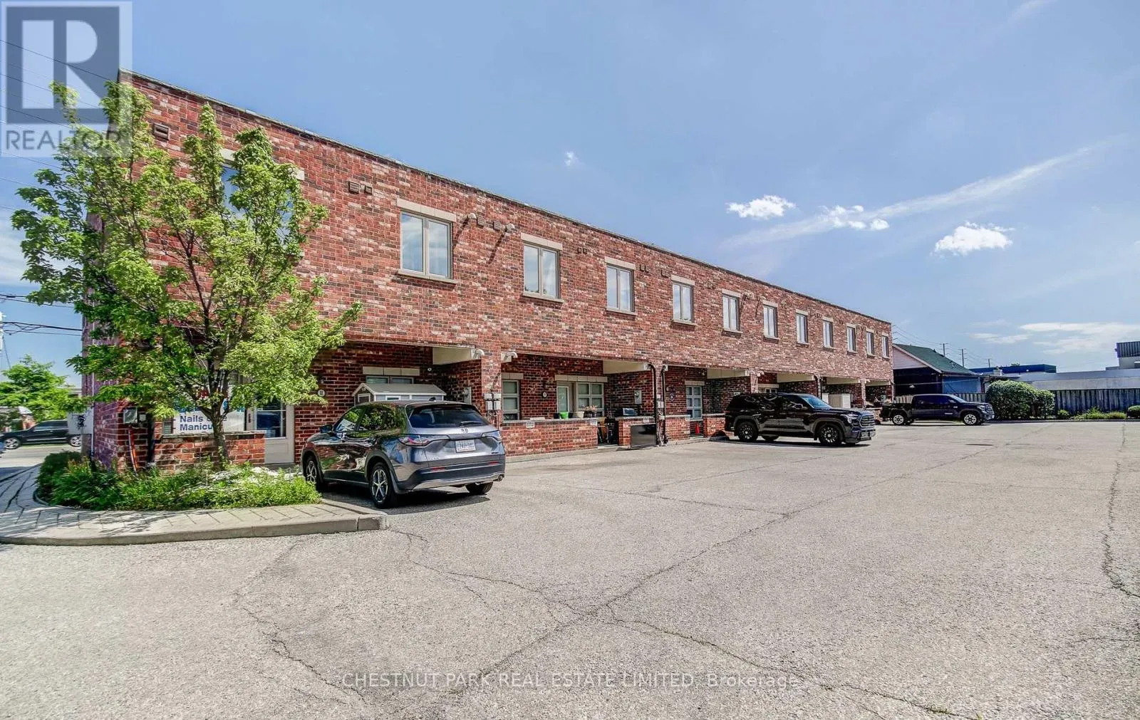 5 - 885 LAKESHORE ROAD E