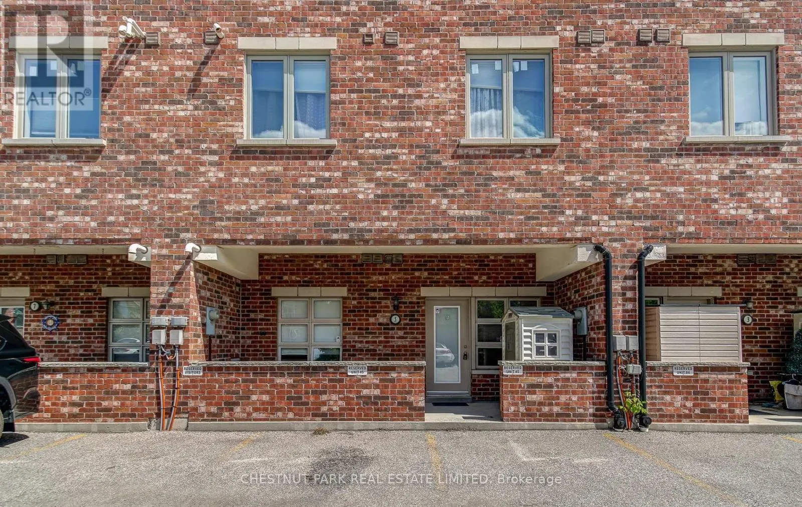 5 - 885 LAKESHORE ROAD E