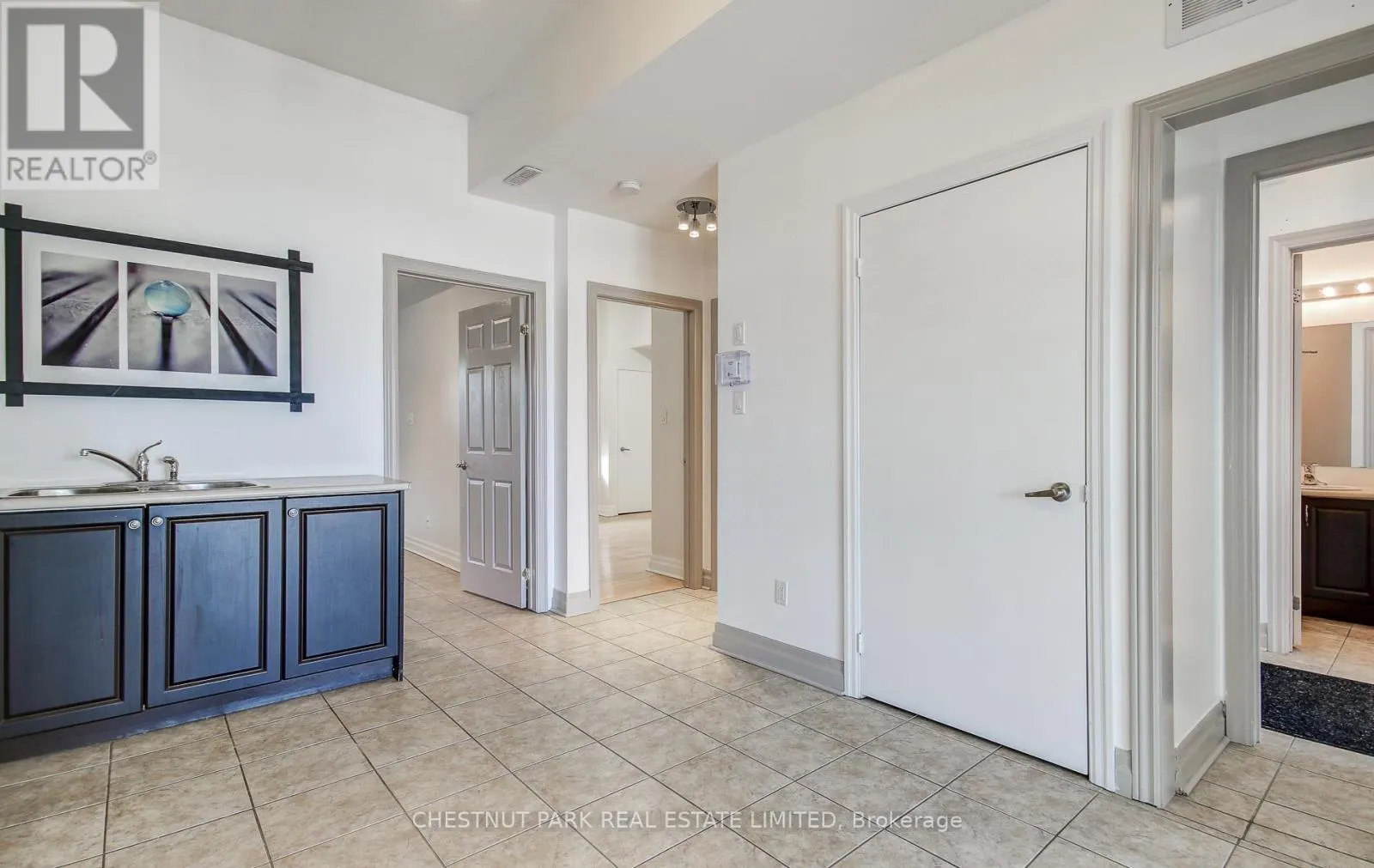 5 - 885 LAKESHORE ROAD E