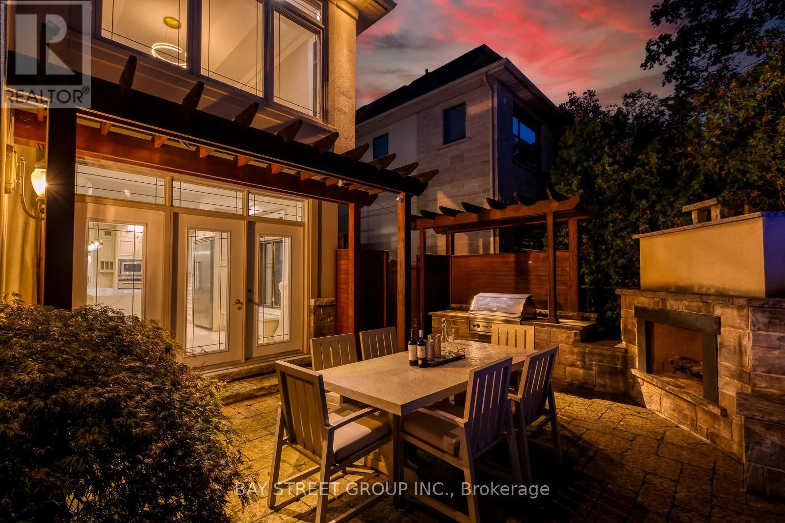452 AVON CRESCENT