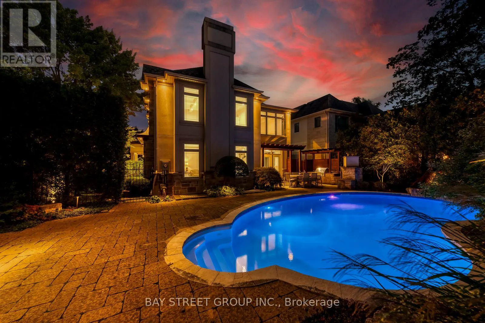 452 AVON CRESCENT