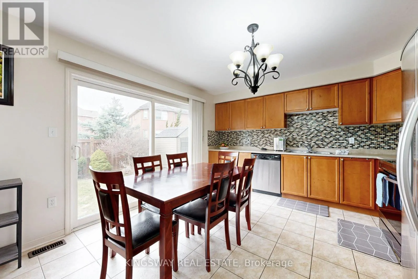 142 VALLEYWAY DRIVE