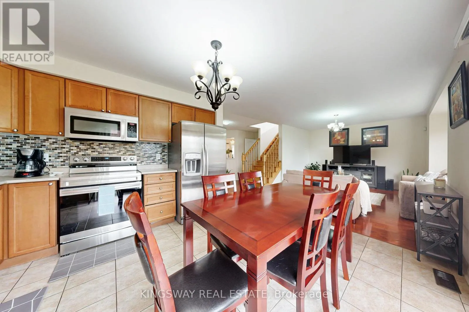 142 VALLEYWAY DRIVE