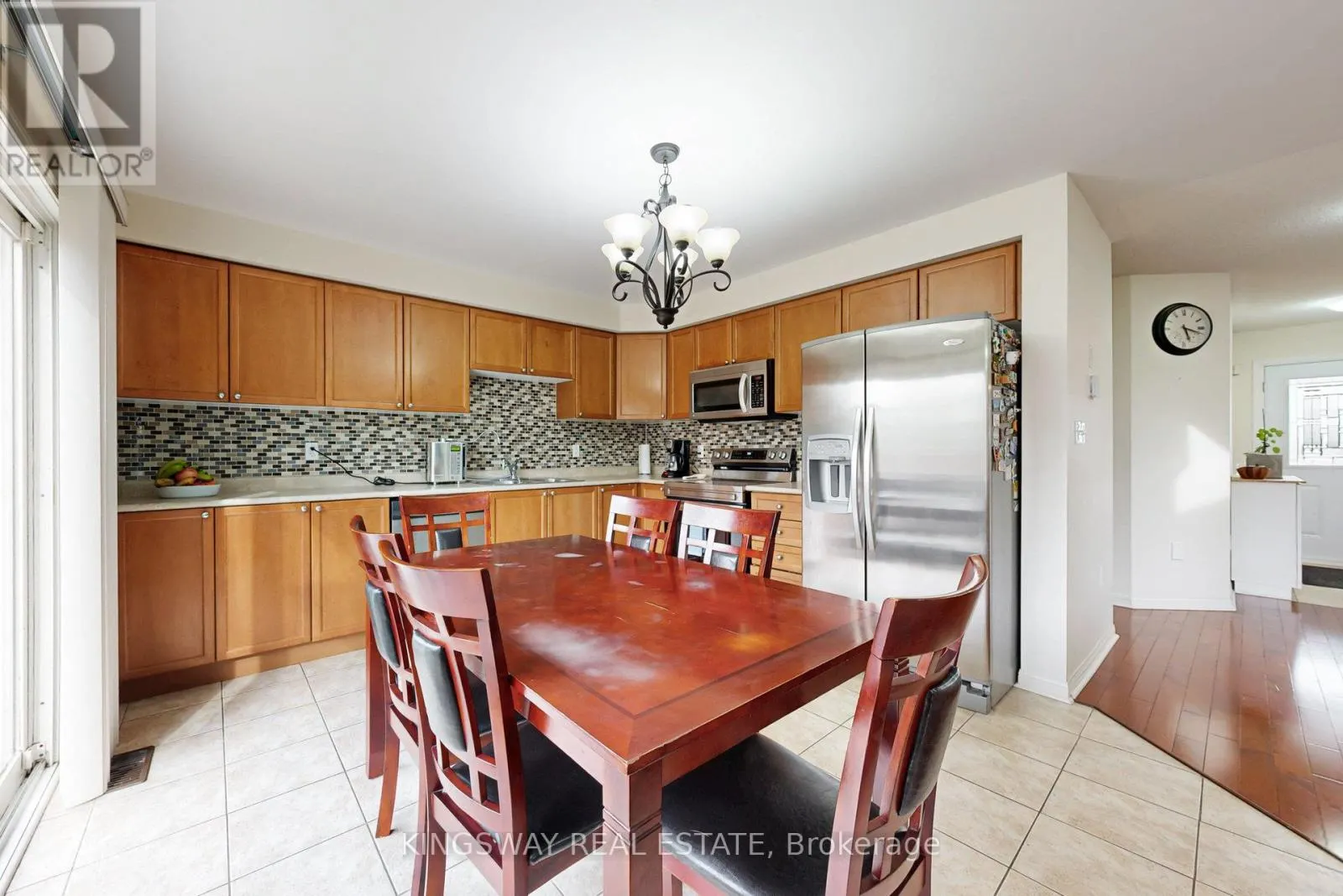 142 VALLEYWAY DRIVE