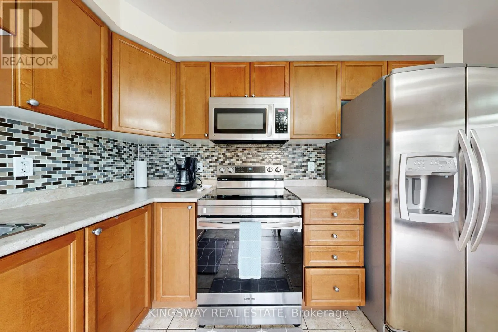 142 VALLEYWAY DRIVE