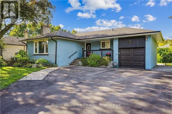257 WALES CRESCENT
