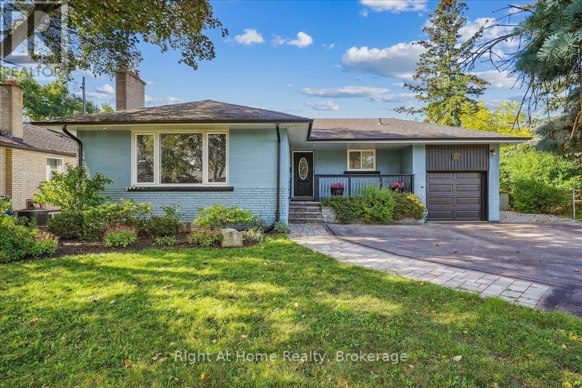 257 WALES CRESCENT