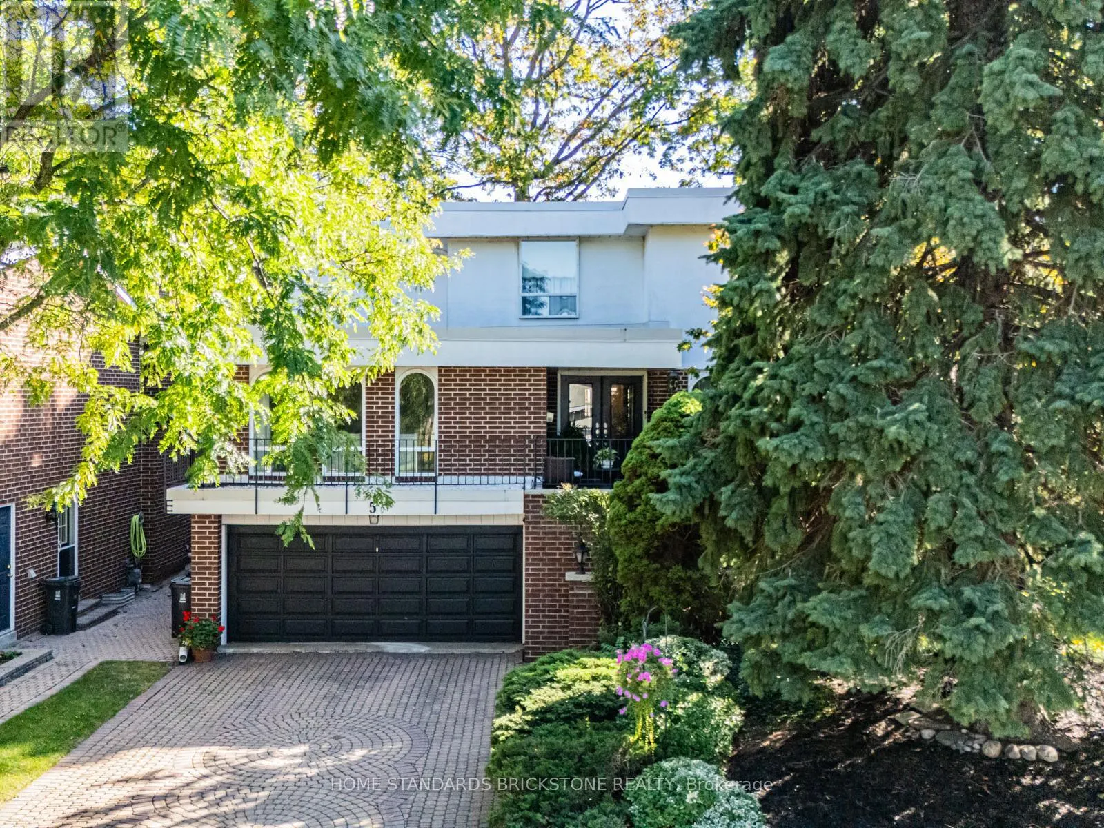 5 POPLAR HEIGHTS DRIVE