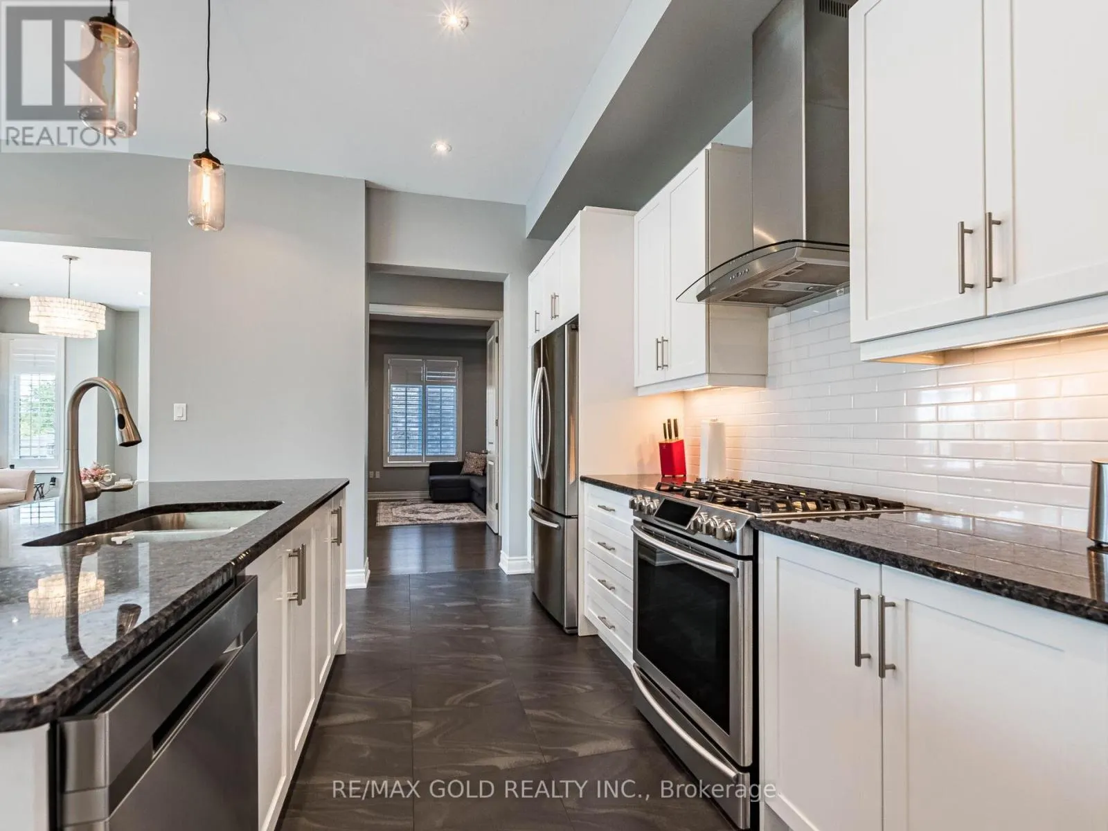151 RISING HILL RIDGE