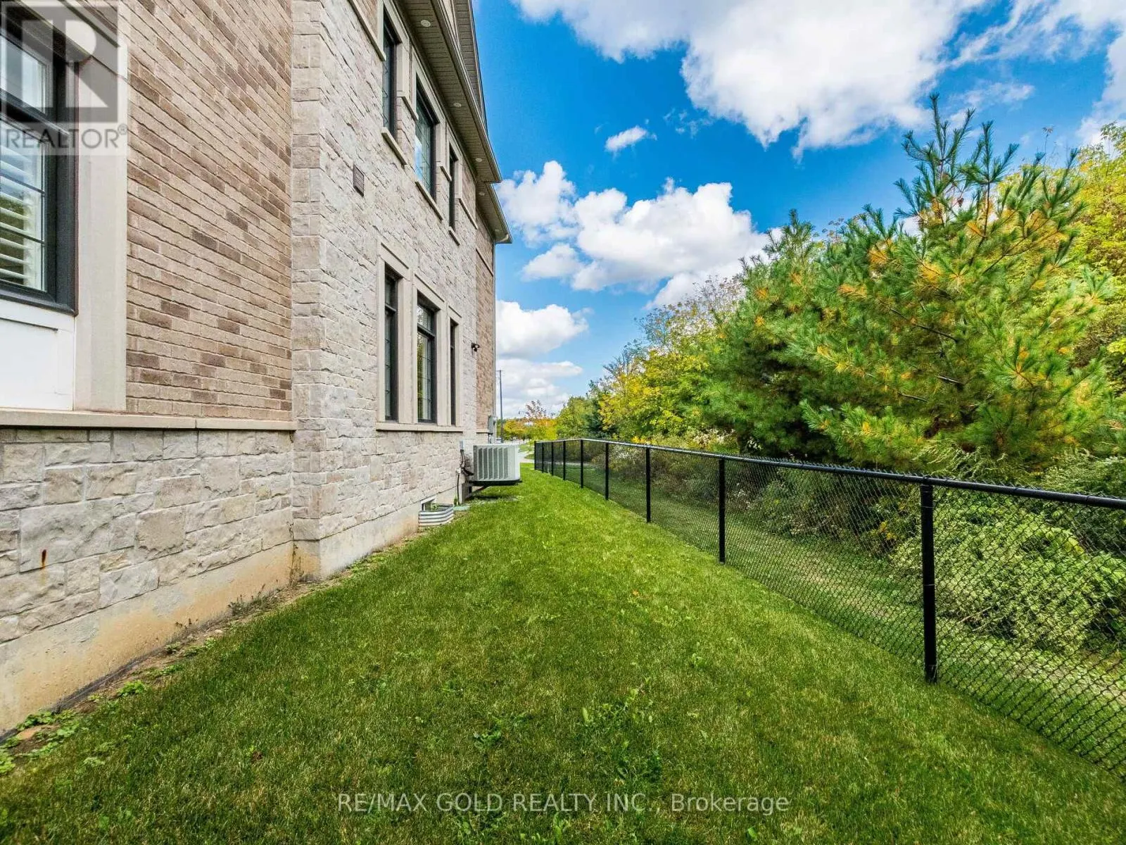 151 RISING HILL RIDGE