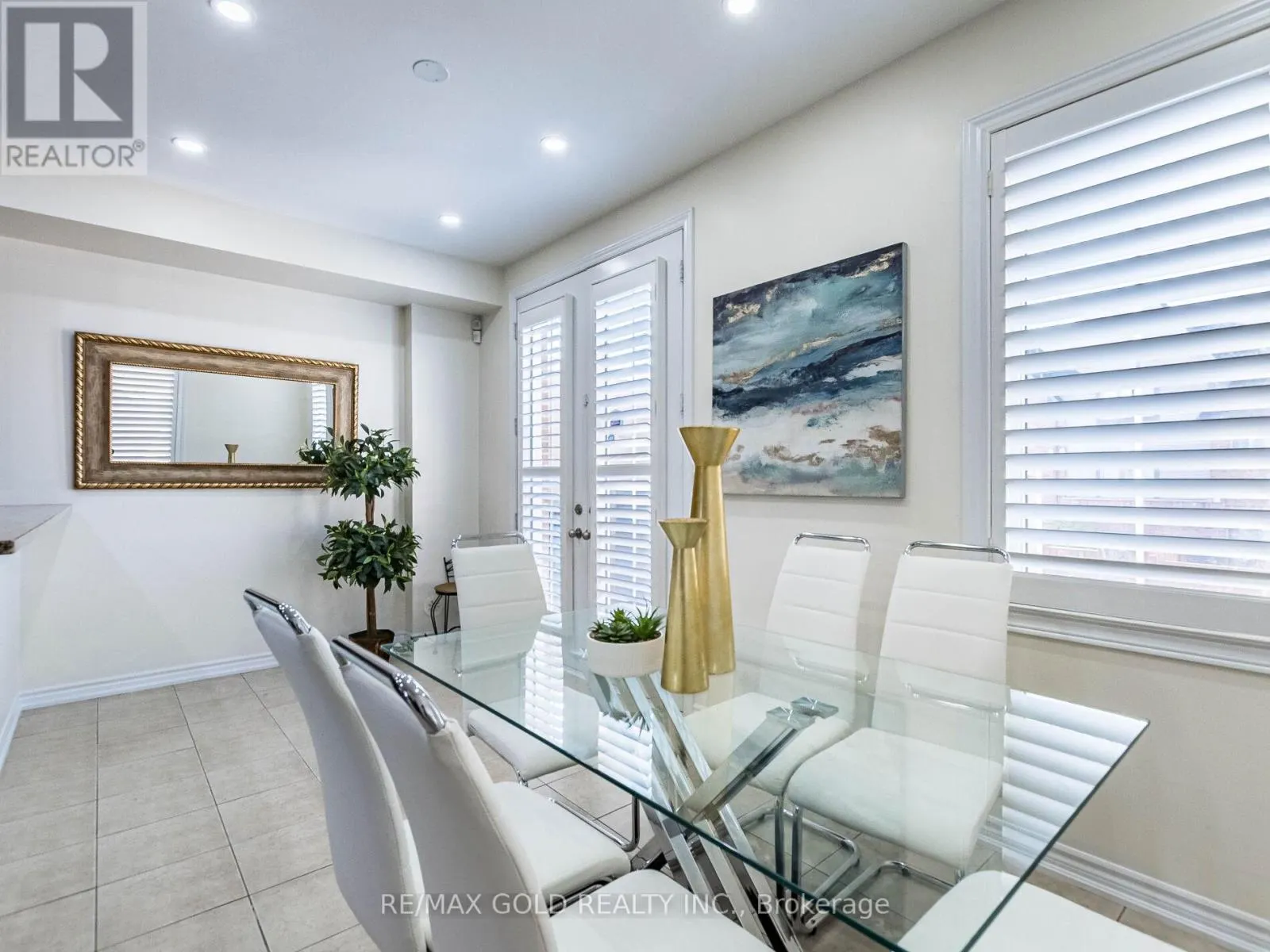 46 SOCCAVO CRESCENT
