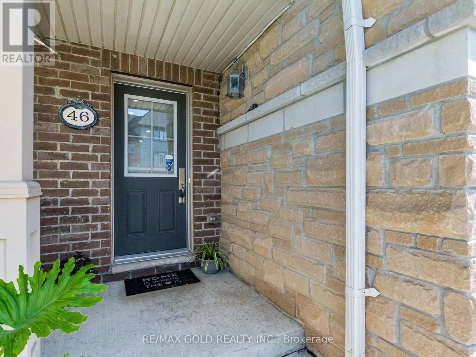 46 SOCCAVO CRESCENT