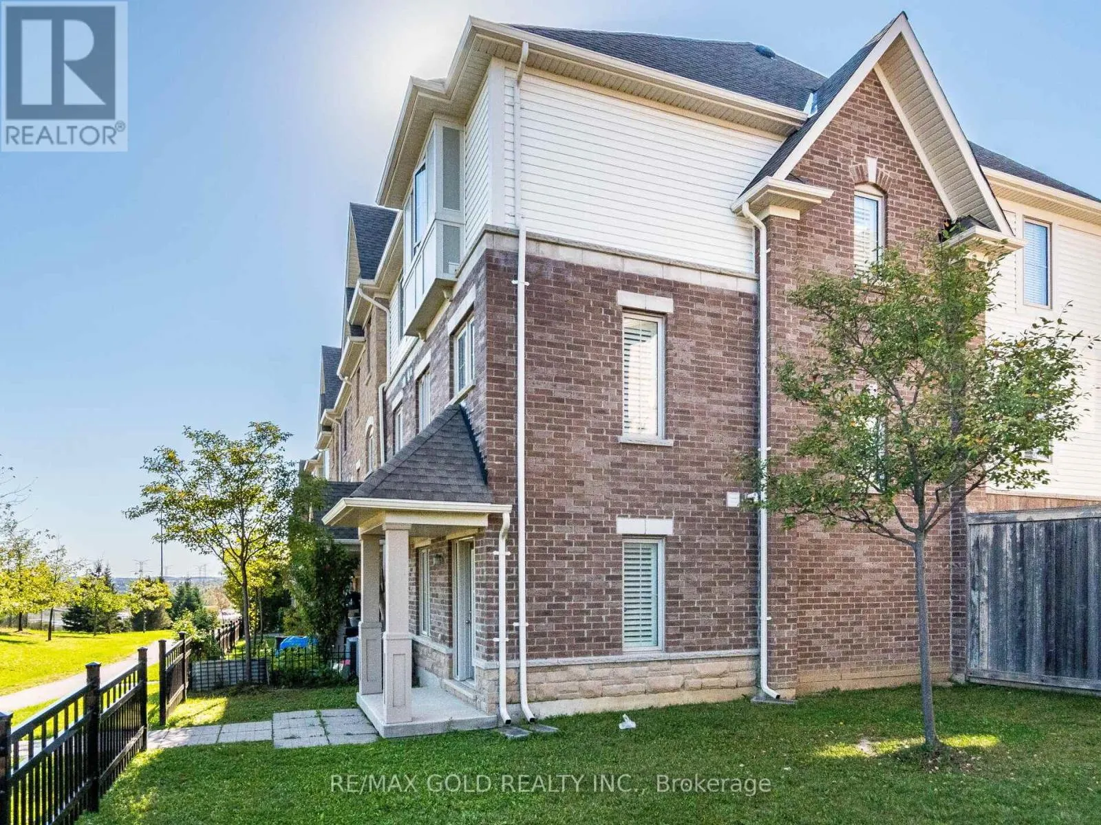 46 SOCCAVO CRESCENT