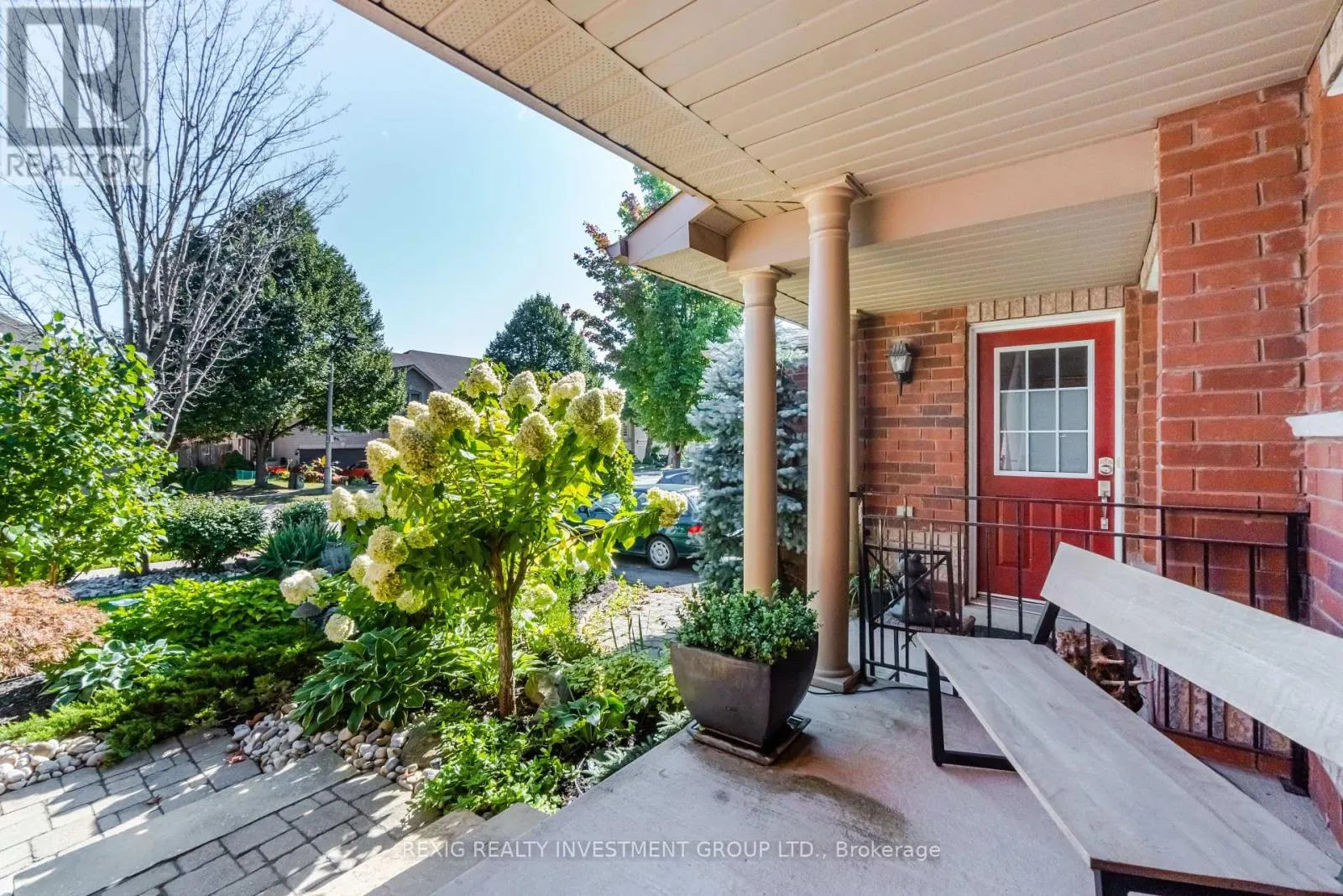 2228 HUMMINGBIRD WAY