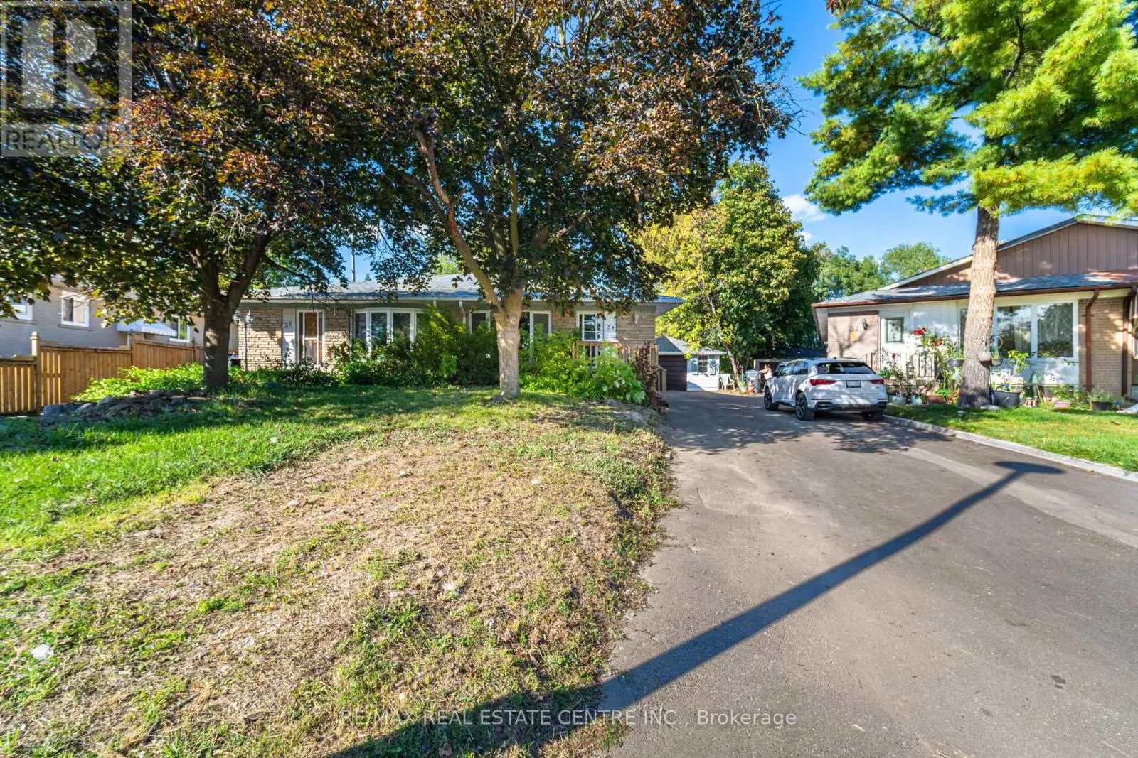 34 WINDERMERE COURT