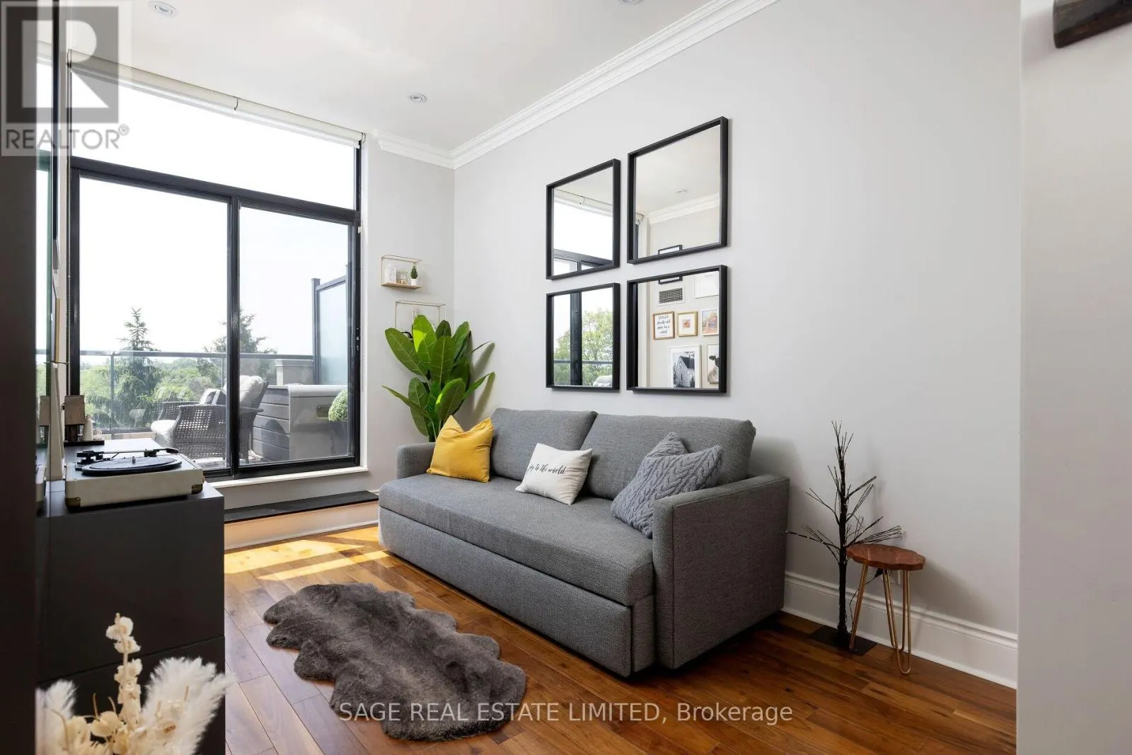 PH613 - 25 EARLINGTON AVENUE