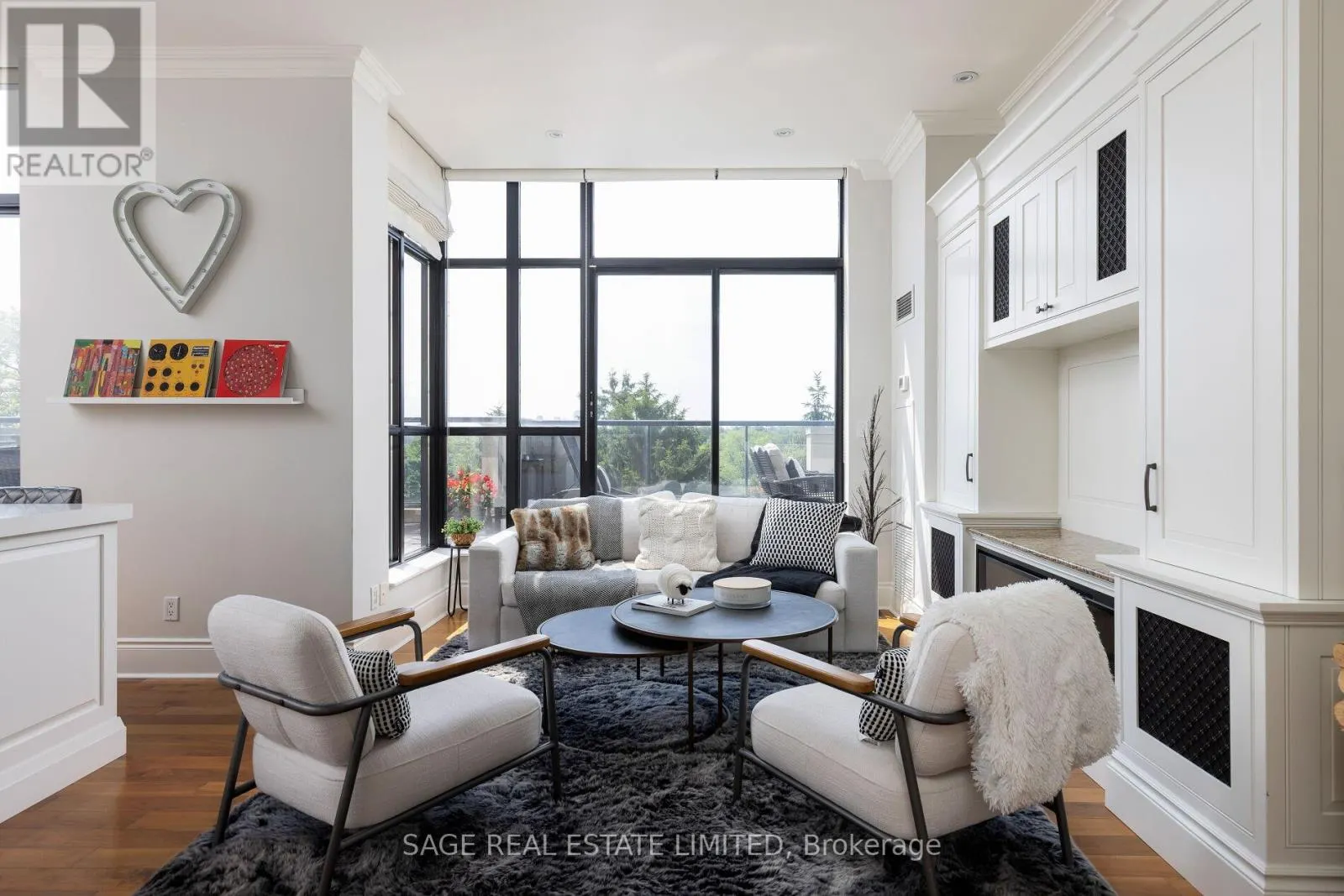 PH613 - 25 EARLINGTON AVENUE