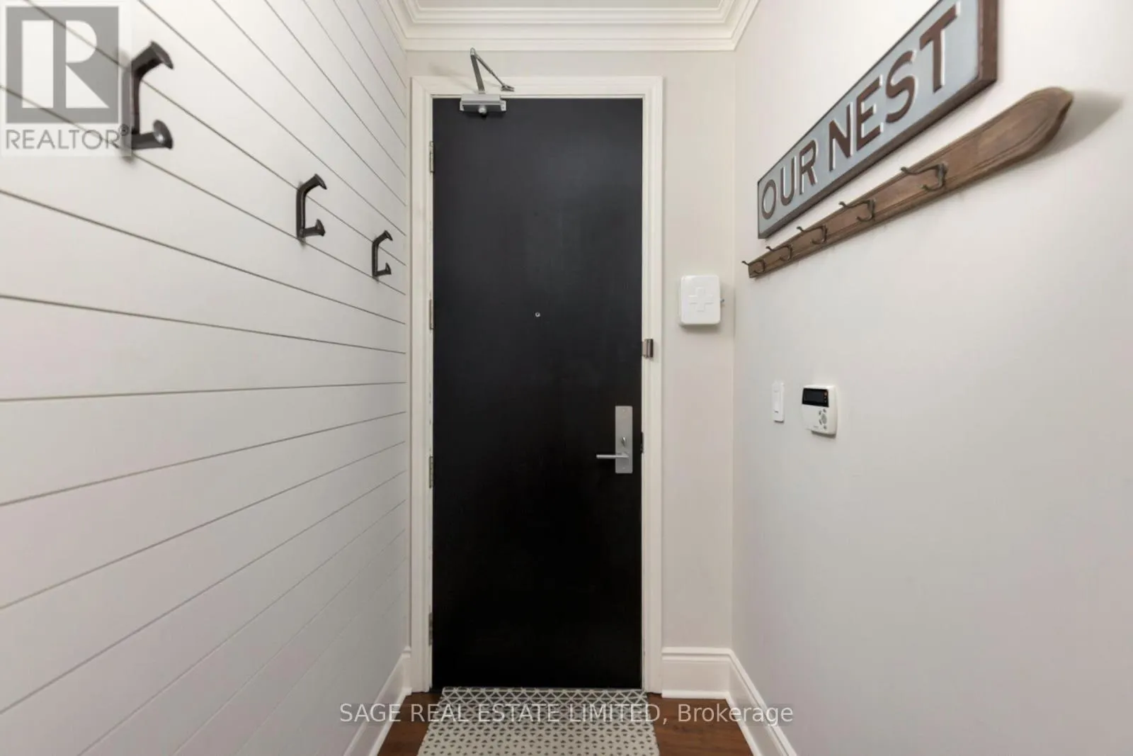 PH613 - 25 EARLINGTON AVENUE