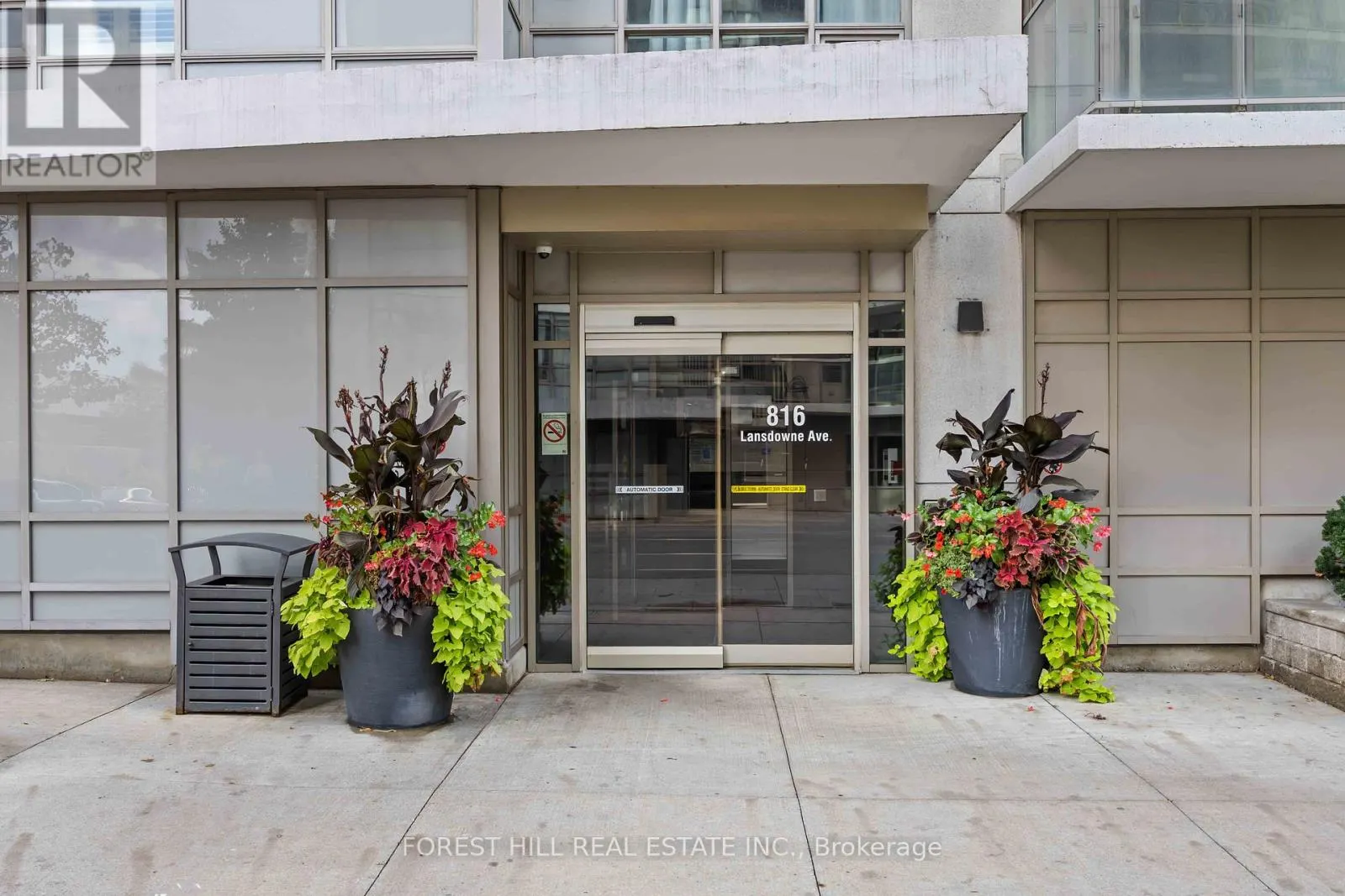 623 - 816 LANSDOWNE AVENUE