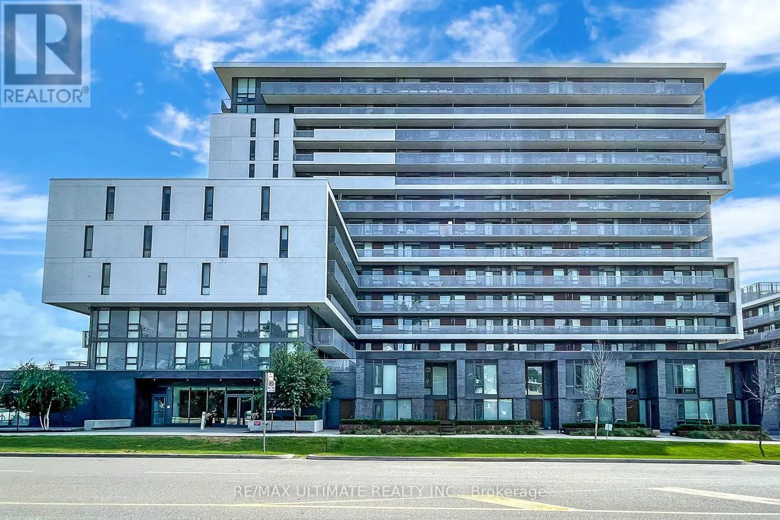 705 - 160 FLEMINGTON ROAD