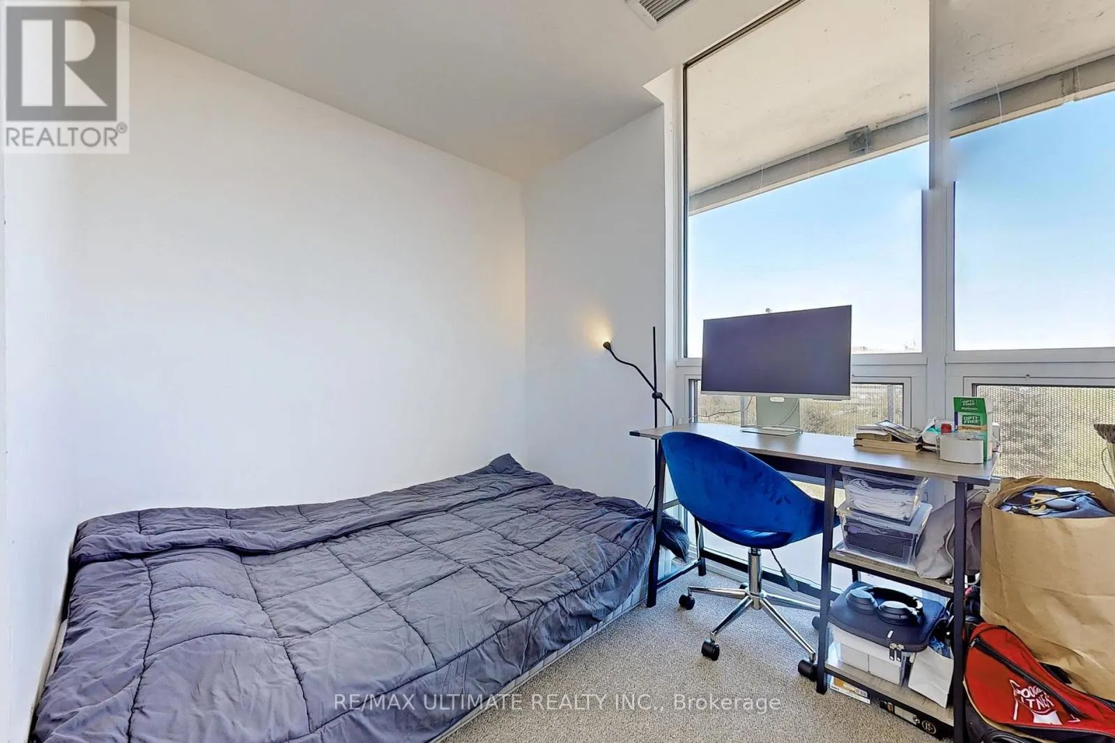 705 - 160 FLEMINGTON ROAD