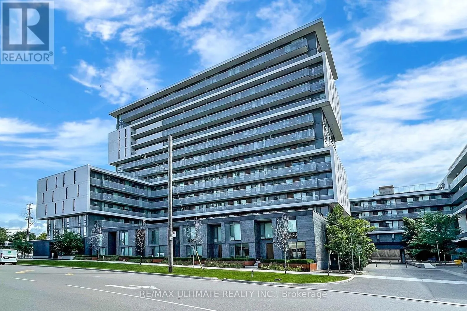 705 - 160 FLEMINGTON ROAD