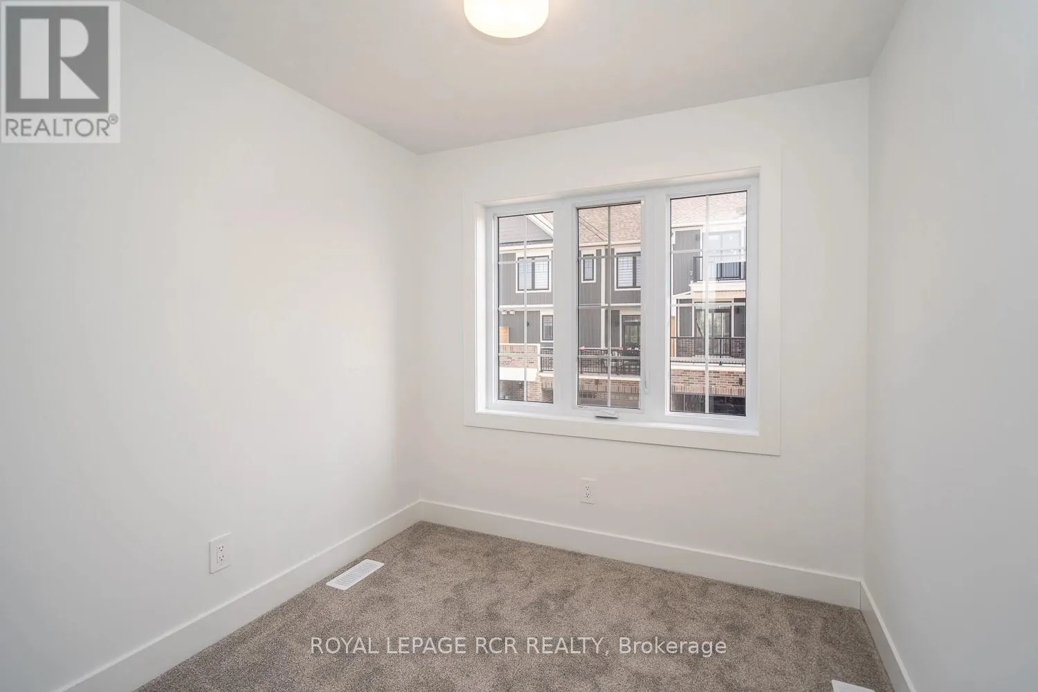 12 - 690 BROADWAY AVENUE