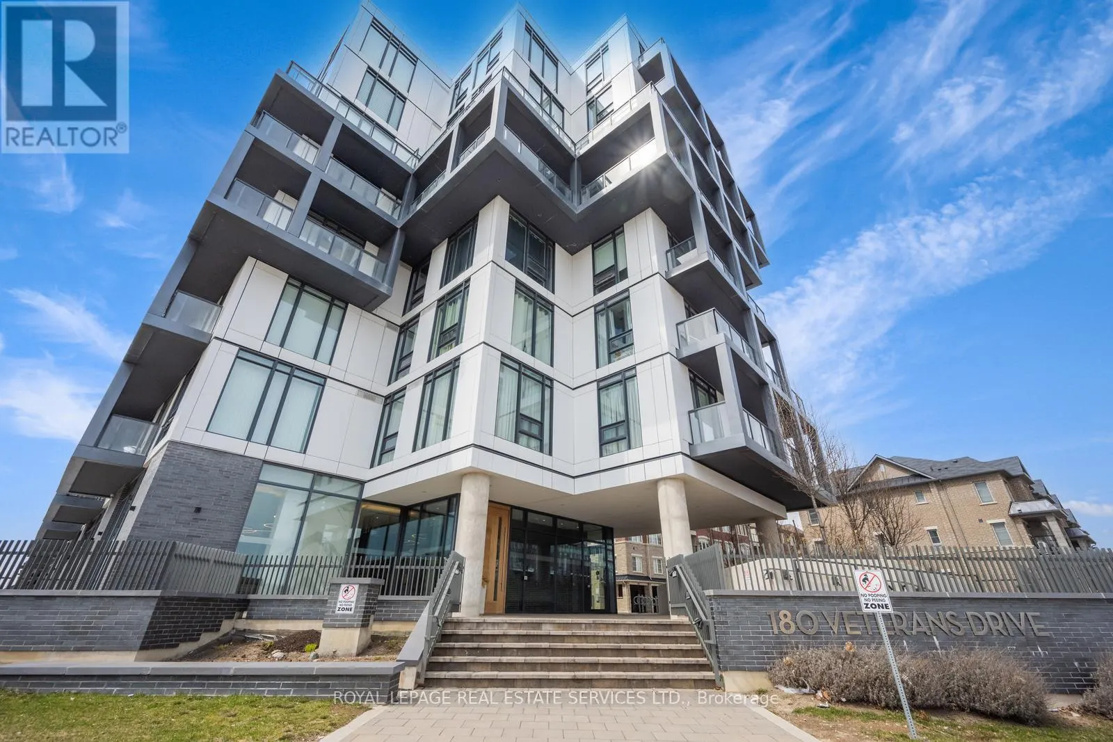 502 - 180 VETERANS DRIVE