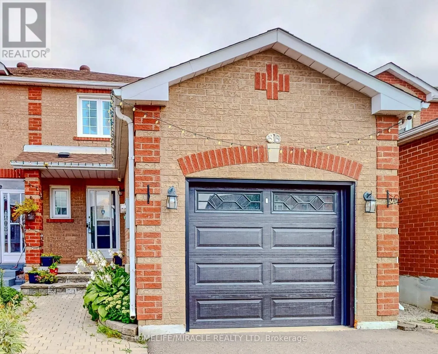 36 MANNEL CRESCENT