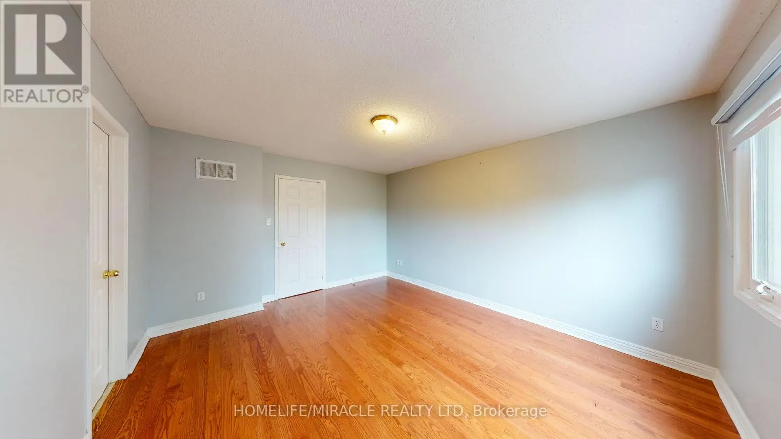 36 MANNEL CRESCENT