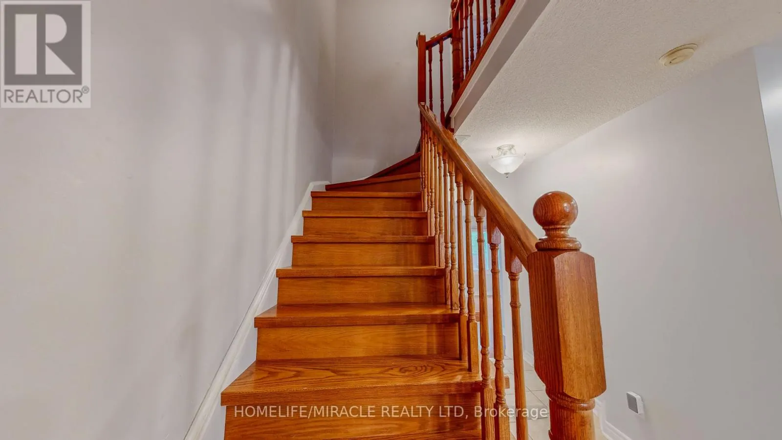 36 MANNEL CRESCENT