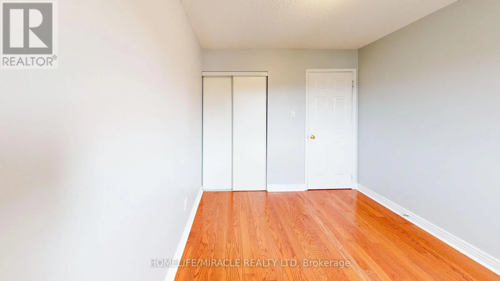 36 MANNEL CRESCENT