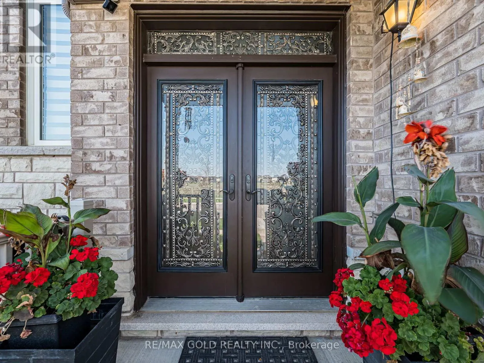 140 THORNBUSH BOULEVARD
