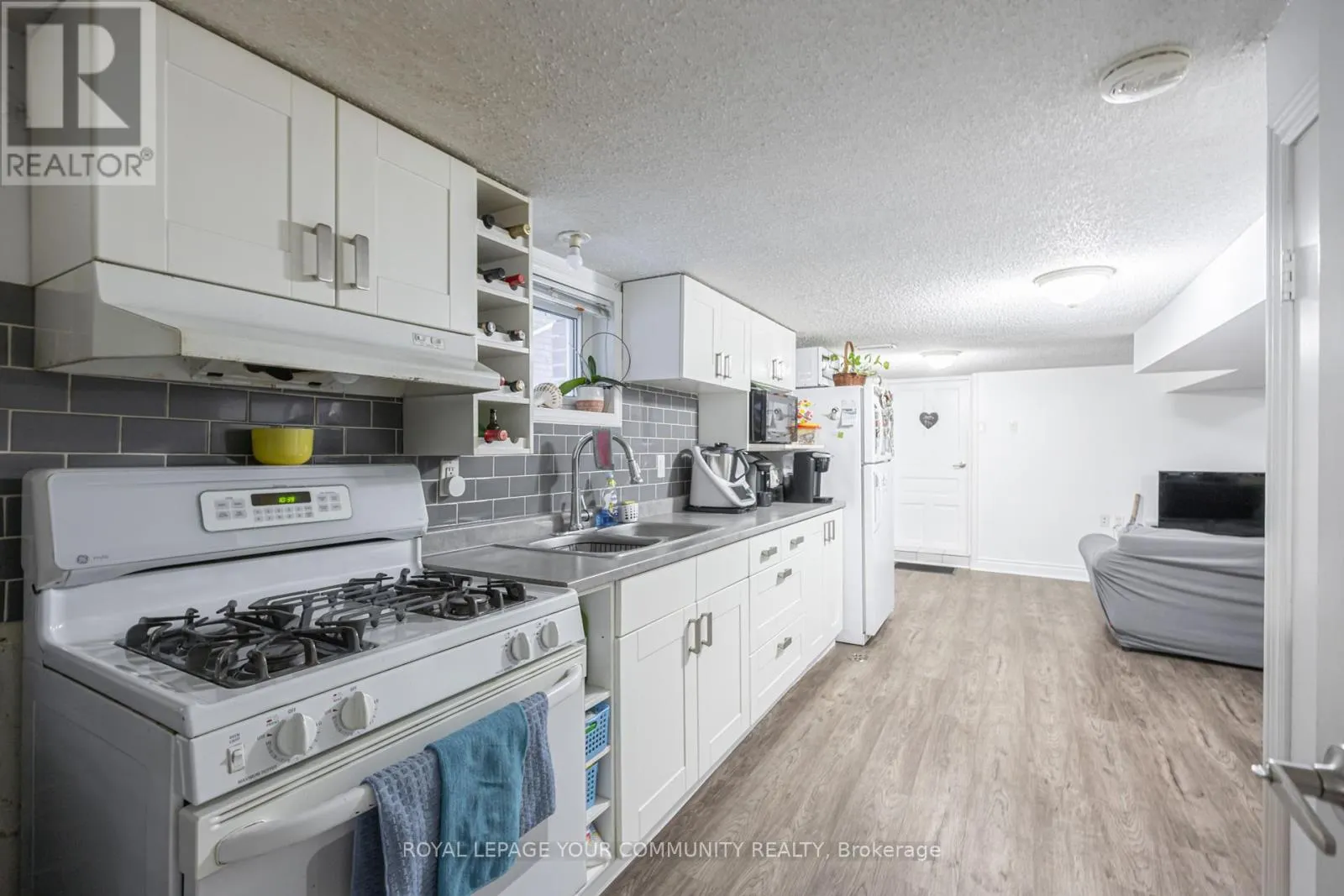 154 DAY AVENUE