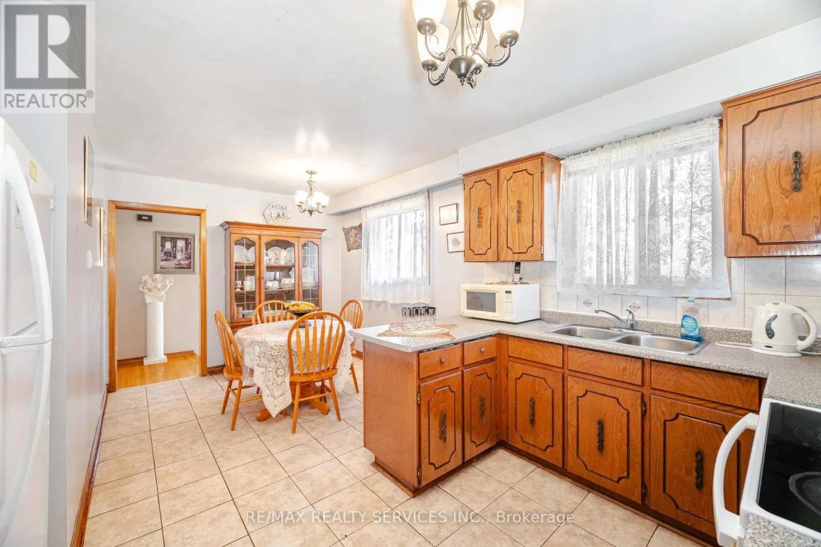 33 TOLTON DRIVE