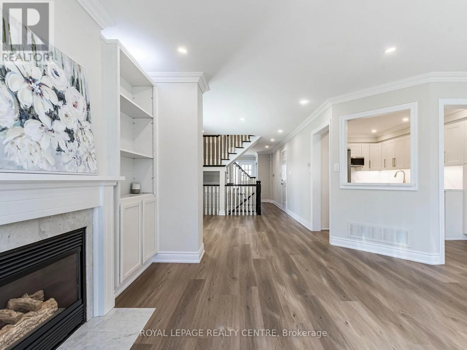 62 - 455 APACHE COURT