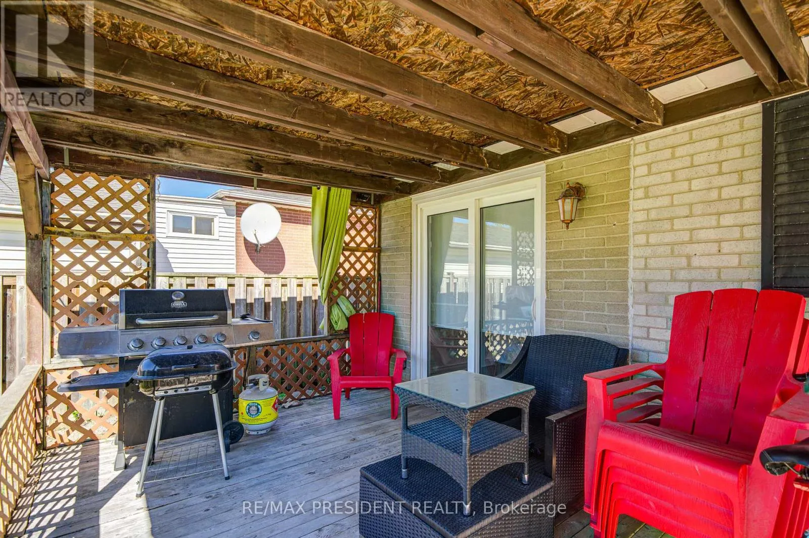 74 BLOOMINGTON CRESCENT