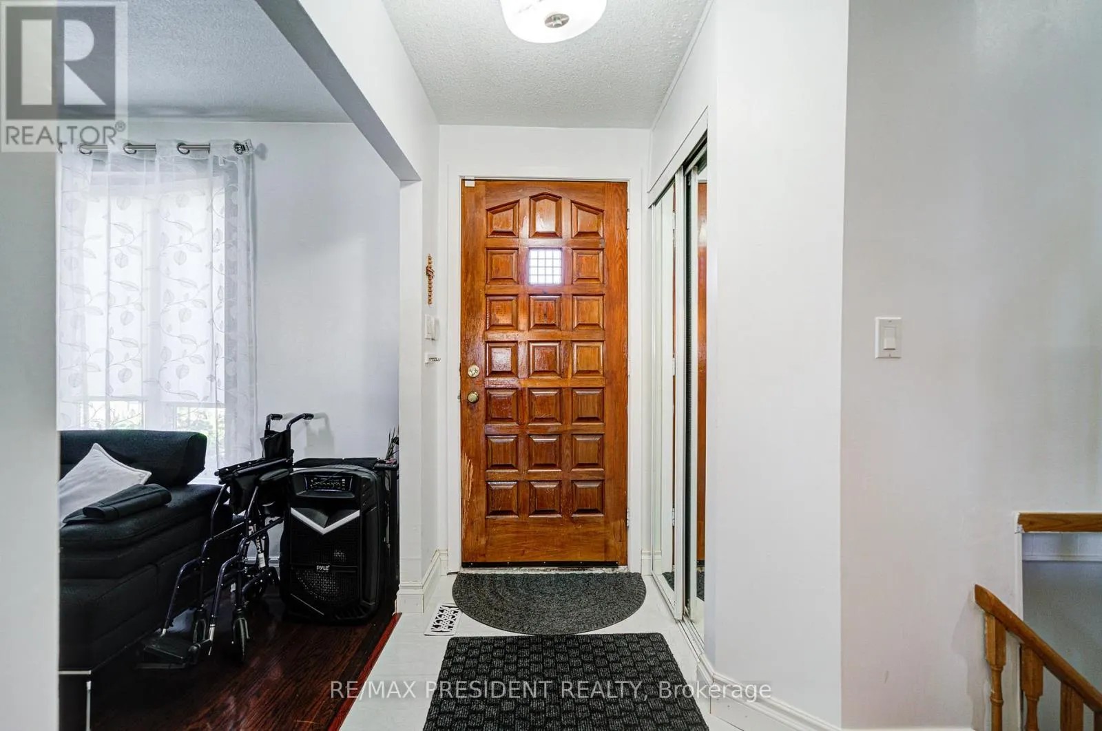 74 BLOOMINGTON CRESCENT