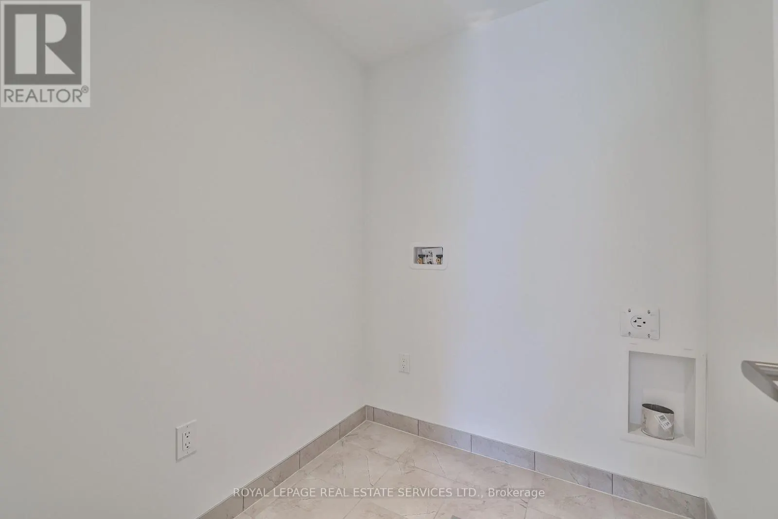 19 - LOT 52 SPIRITWOOD WAY