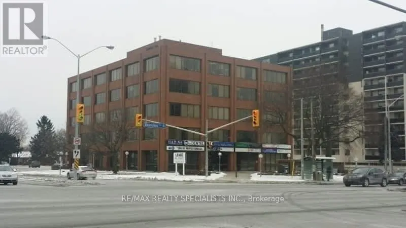 203 - 130 DUNDAS STREET E