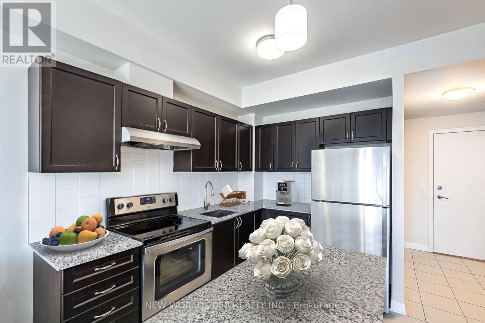 216 - 2522 KEELE STREET