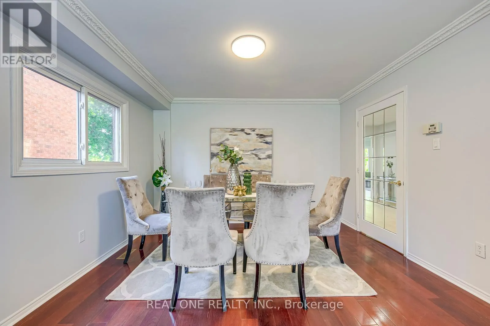 403 GLENASHTON DRIVE