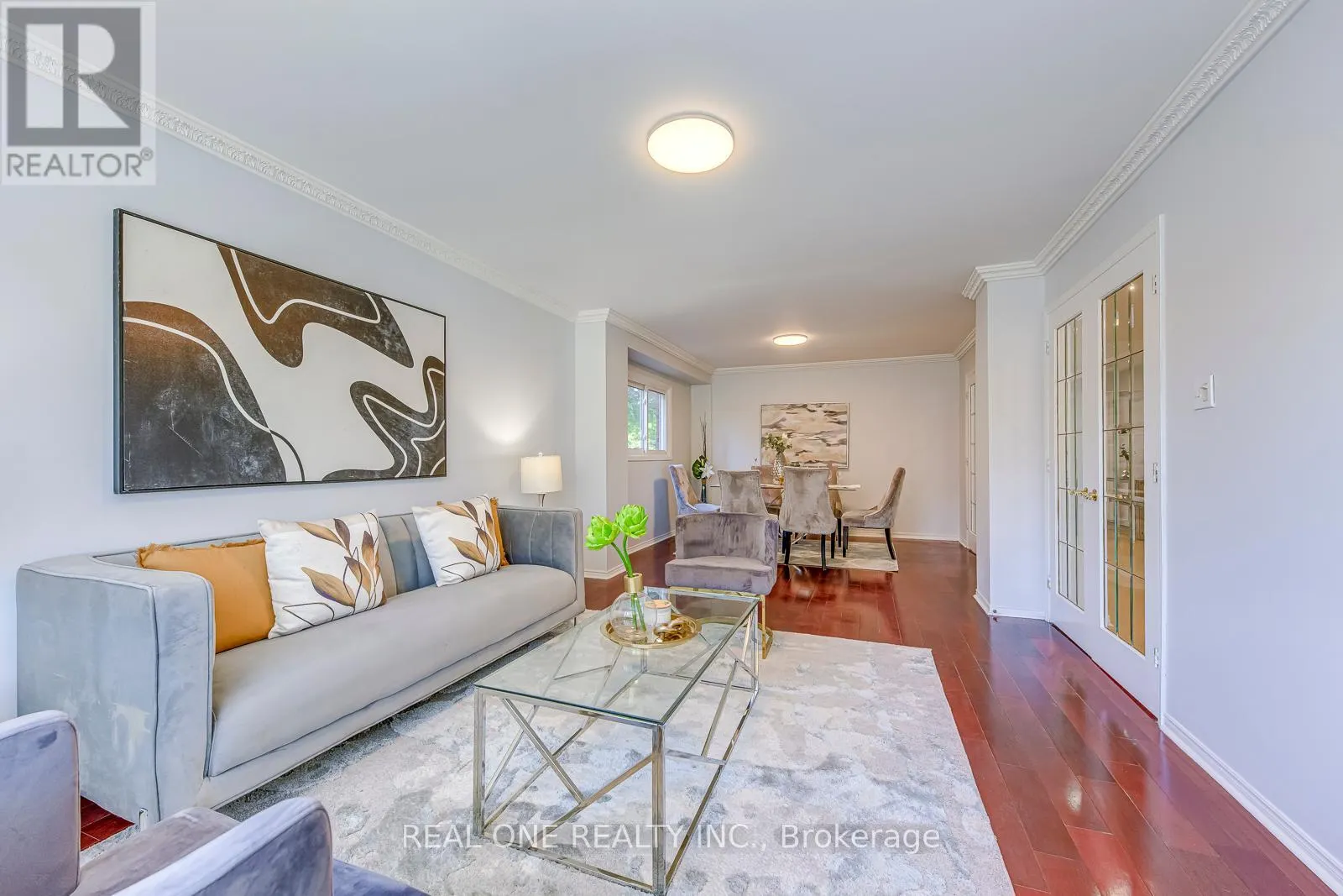 403 GLENASHTON DRIVE
