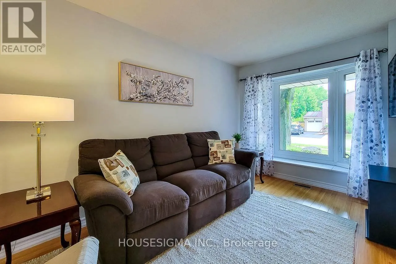 3111 CANTELON CRESCENT