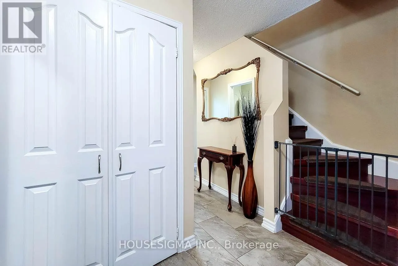 3111 CANTELON CRESCENT
