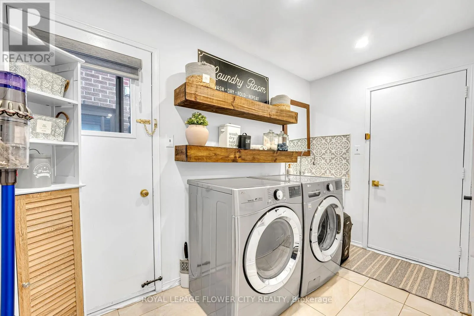 3278 WAXWING DRIVE